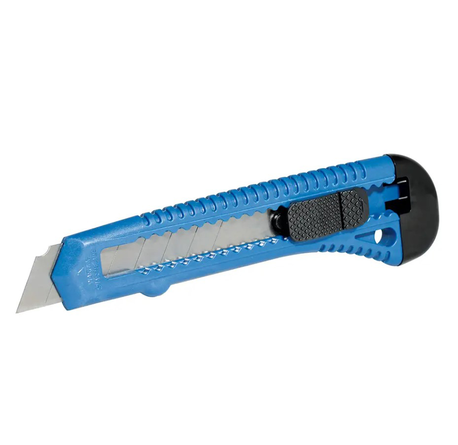 [143106] CUTTER FOY CUERPO DE PLASTICO 18MM